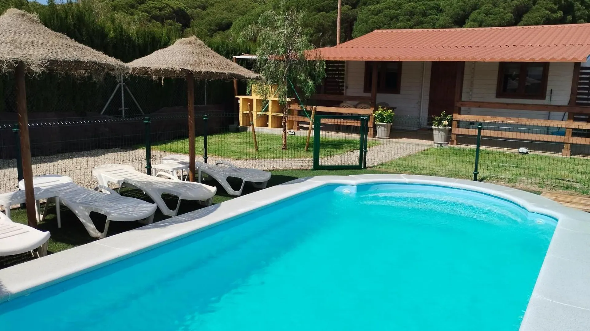 Cabana Blanca Roche Jorge 2 location